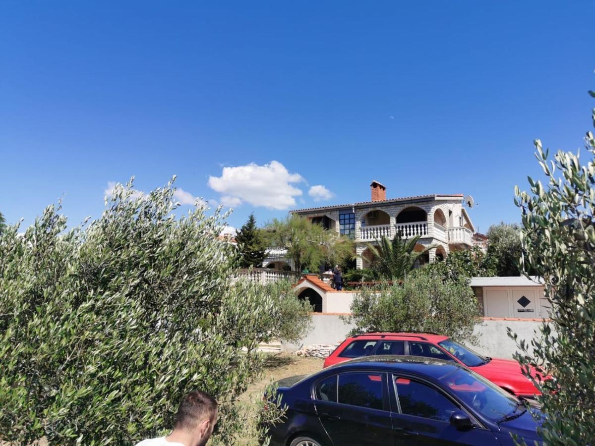 Apartman Ankica Vir Esterno foto